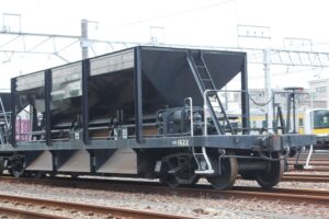 新小岩常駐のホキ廃車回送